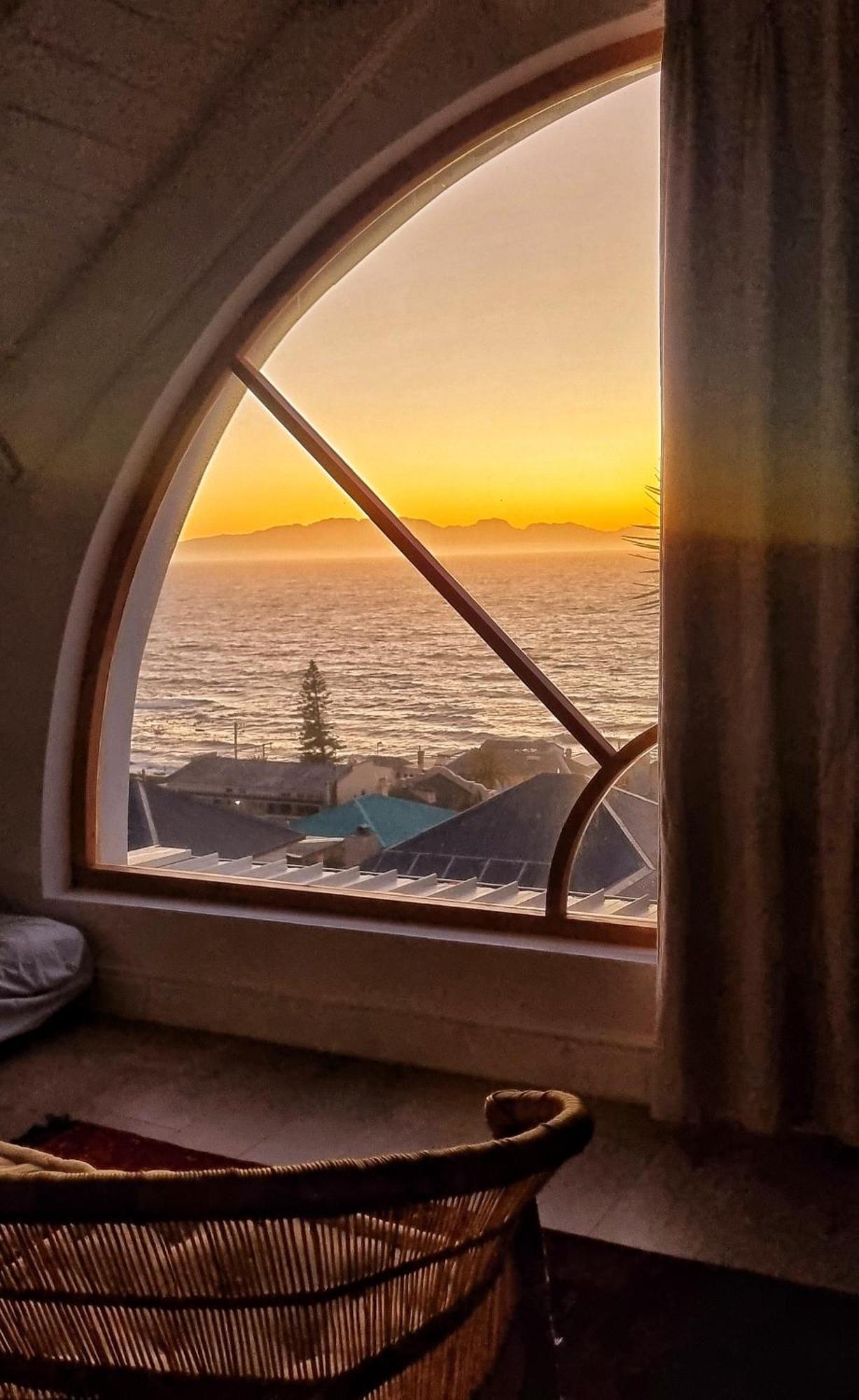 The Dragon Tree Guesthouse Kalk Bay Exterior foto