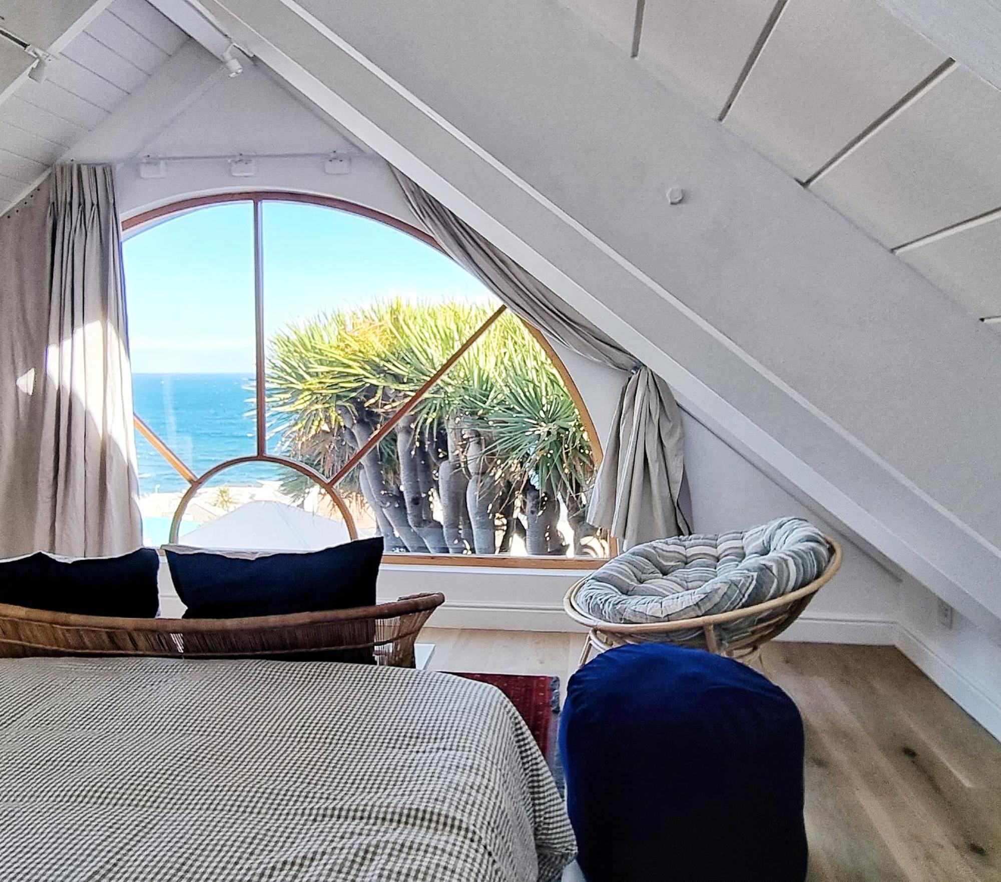The Dragon Tree Guesthouse Kalk Bay Exterior foto